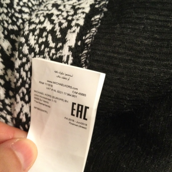 NWT Michael Kors blk/white plaid vneck dress S - Picture 12 of 16